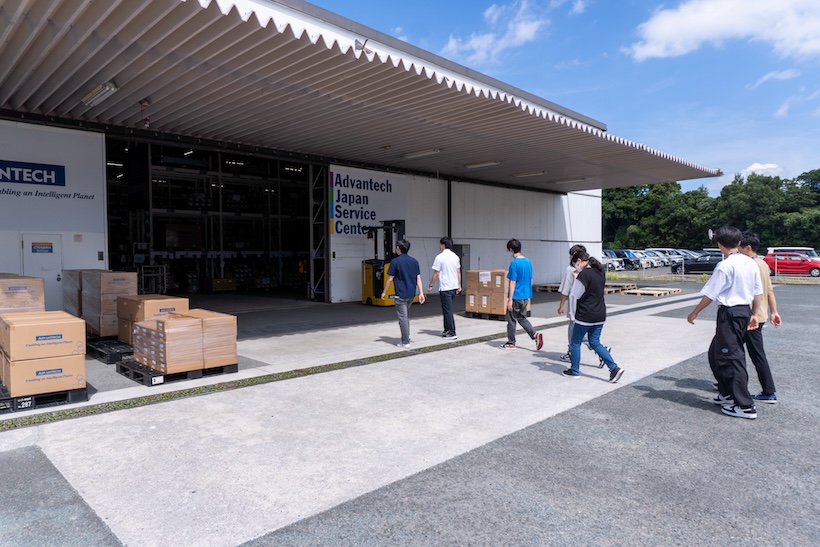 物流サービス拠点としての倉庫を見学