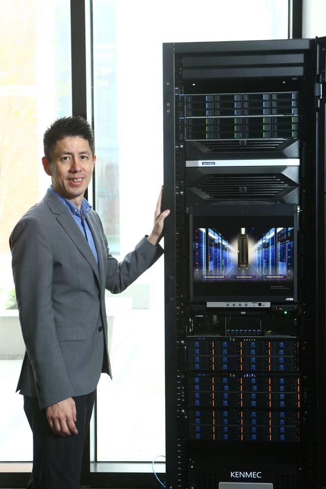 研華從L6單台機櫃投入L11整機櫃的服務，聚焦企業端特殊應用的垂直市場。